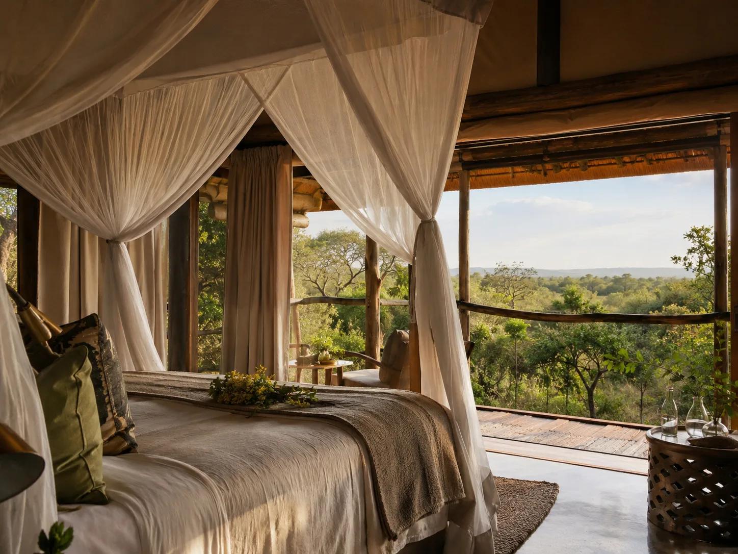 Honeymoon Suite Canopy Bed