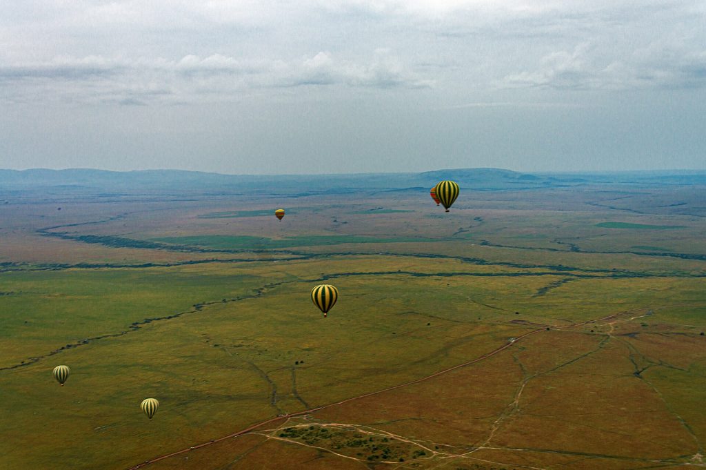 Kenya Luxury Air Collection — Ballons over Maasai Mara landscape