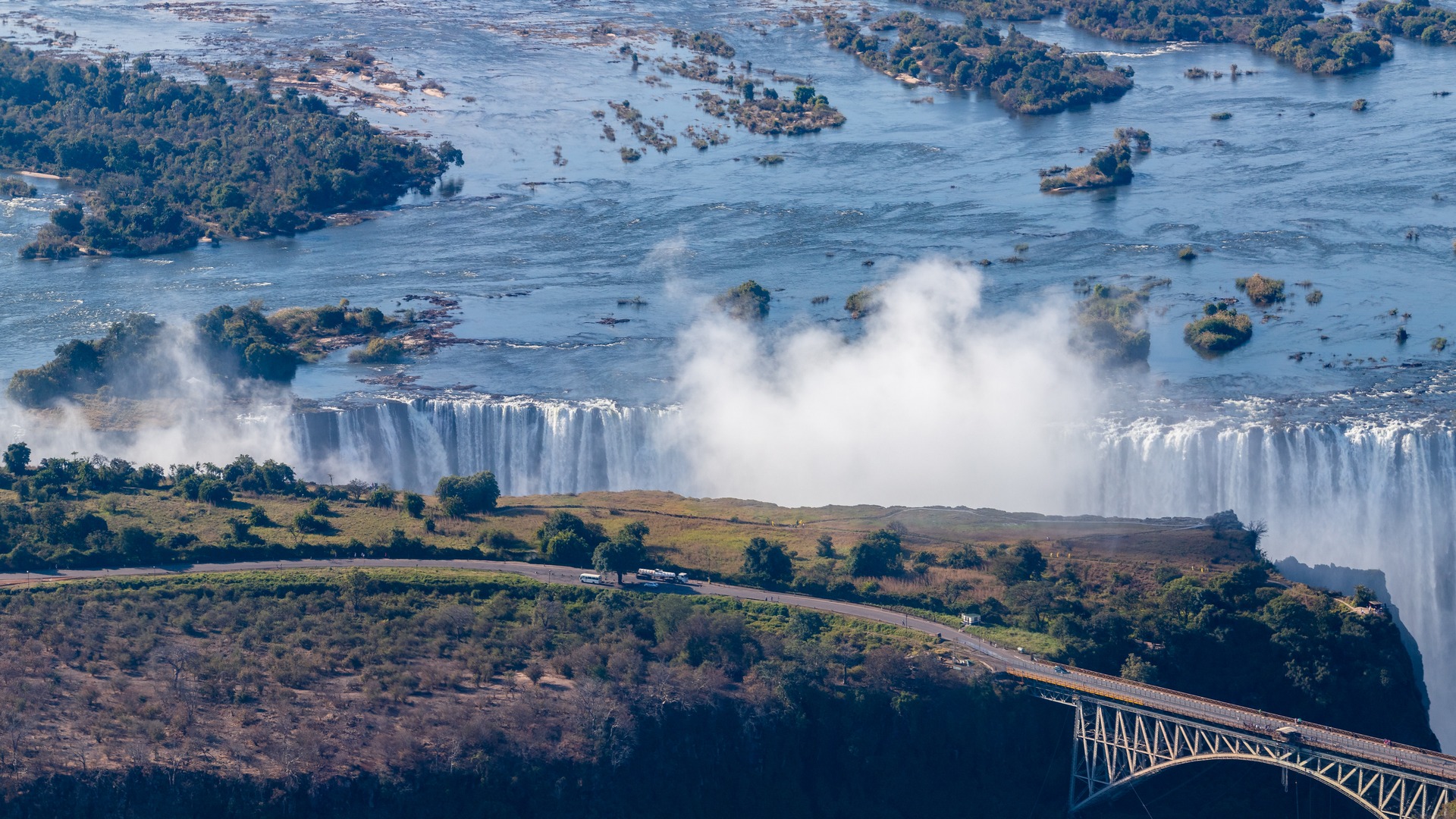2 Nights — Victoria Falls Weekend