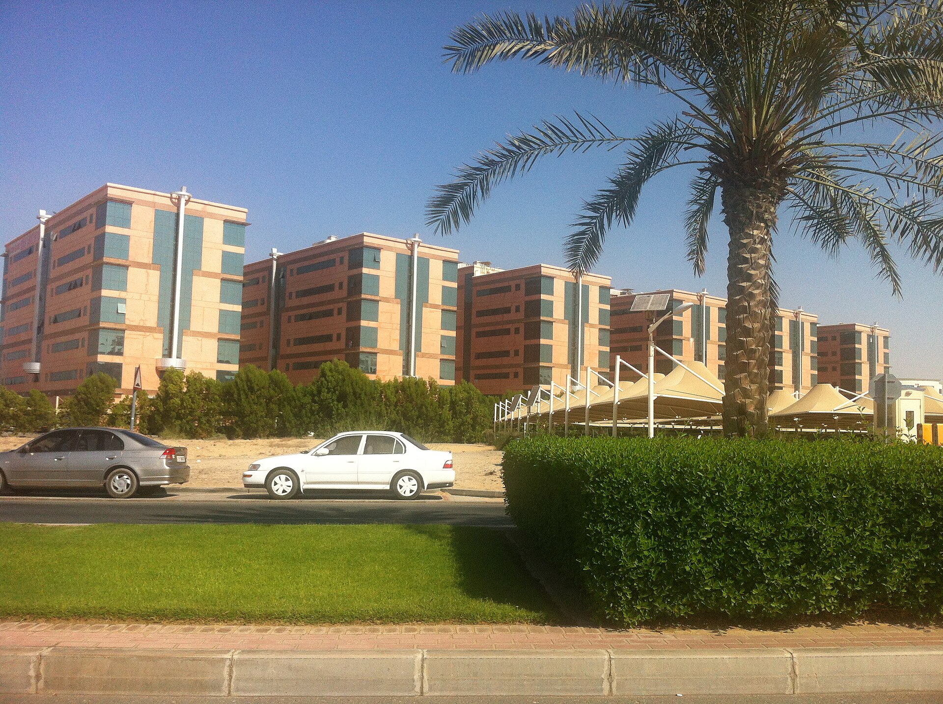 2 Nights — Dubai Shopping & City Break