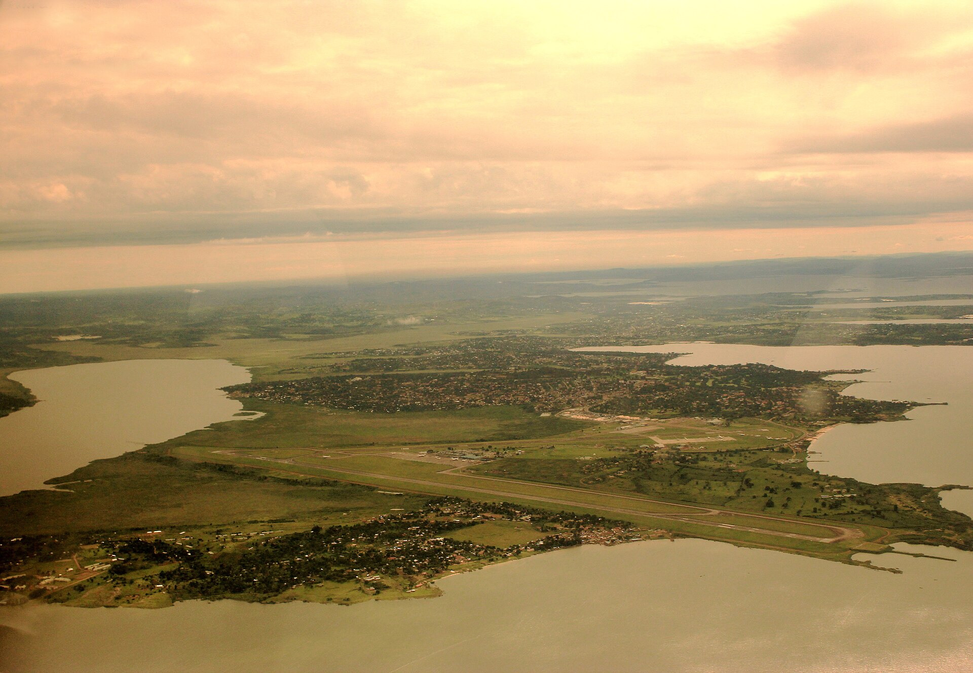 4 Nights — Entebbe & Lake Victoria Escape